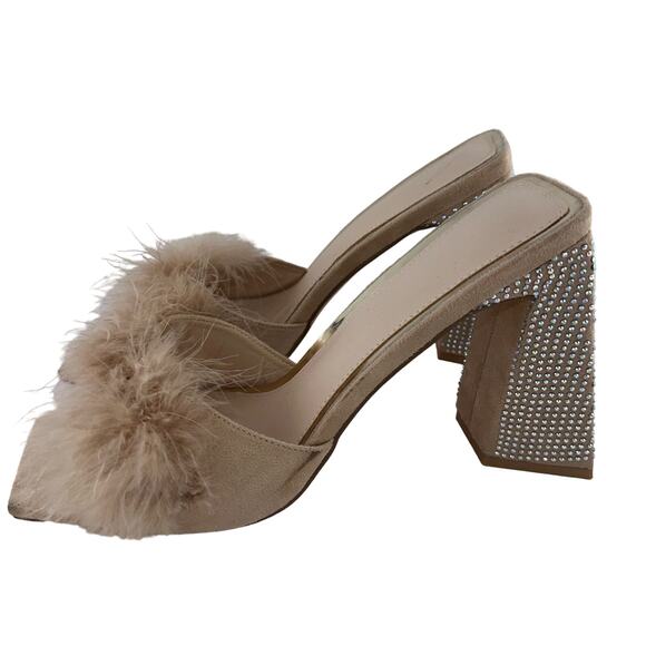 Feather Slip On Vegan Suede Rhinestone Block Heel Beige Size 7 - Picture 2 of 6